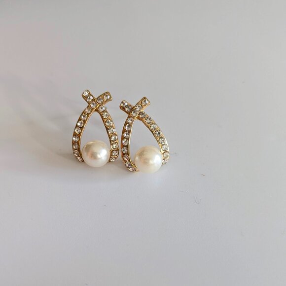 72 Custom strass and pearl stud earings - Picture 1 of 4